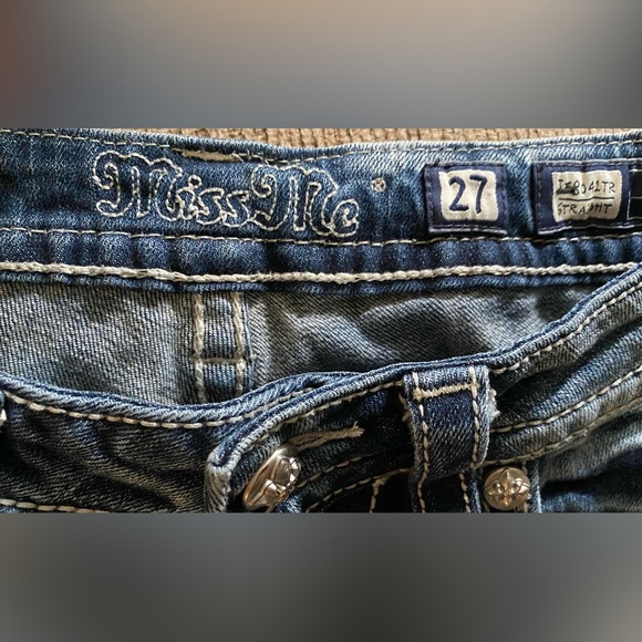 Buckle Miss Me Jeans - Picture 3 of 3